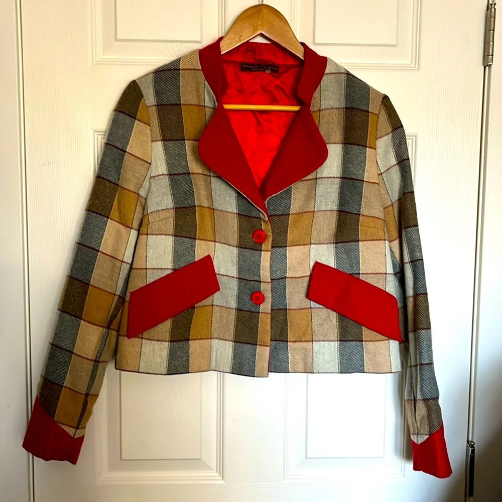 Annette Trebbien vintage Women's cropped blazer red tan checkered Christmas